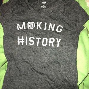 Girls old navy tee shirt